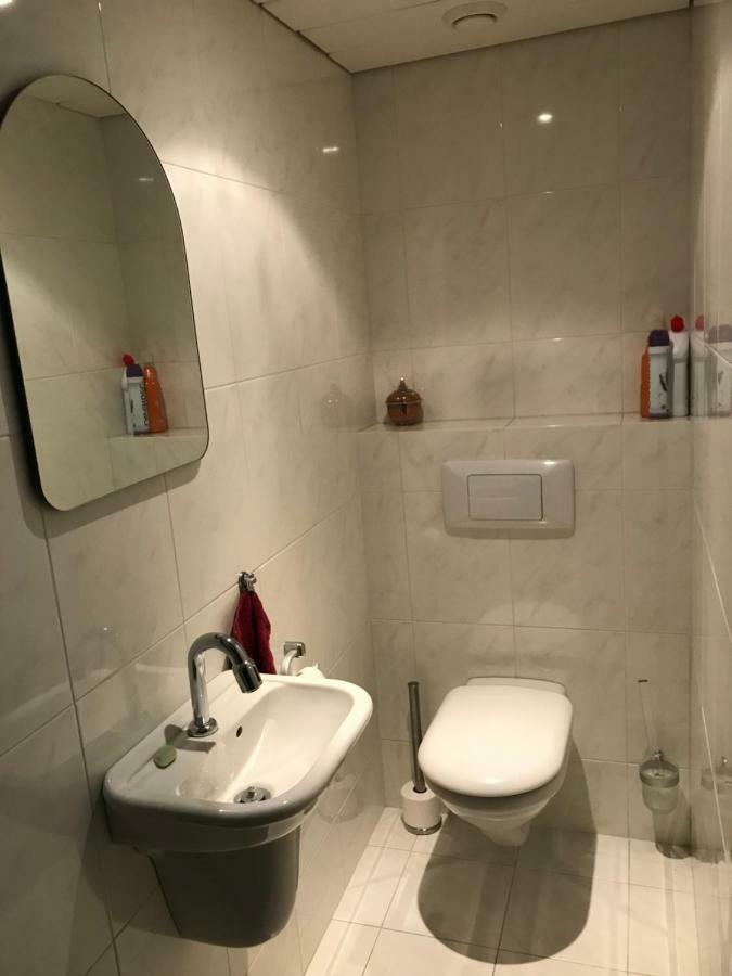 Room-Apartment Gotorotterdam Капеле ан ден Ейсел Екстериор снимка